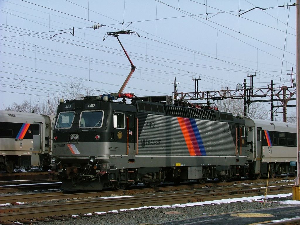 NJT 4412